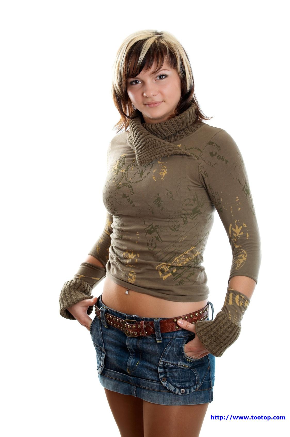 Pull Col Roule Gris - Minijupe Jean - Collants Chair - Grey Turtleneck Sweater - Blue Jean Miniskirt