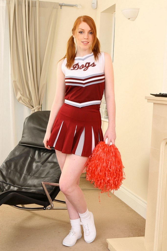 Cheerleader Redhead - Redhead Cheerleader Wearing White Socks And Red PleatedSexiezPix Web Porn